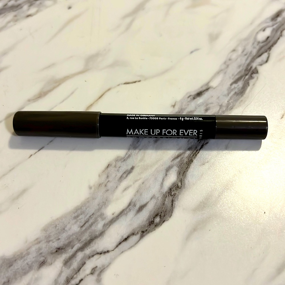 Aqua shadow waterproof eyeshadow pencil by Makeup Forever